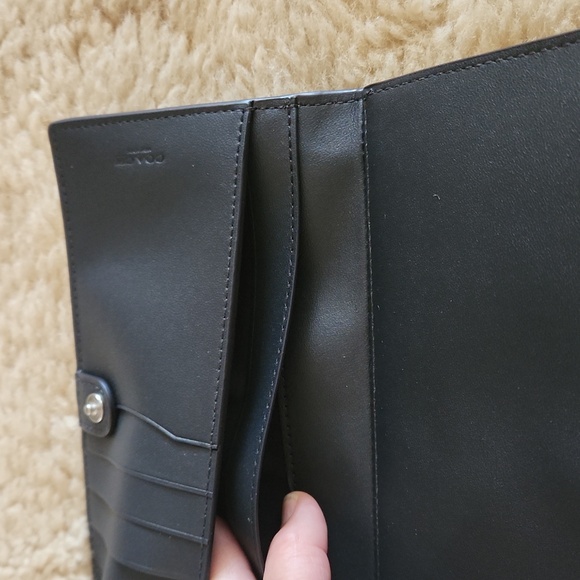 NWOT Coach Sage Pebbled Leather Slim Zip Wallet ๐๐๐ฉต - Picture 12 of 16